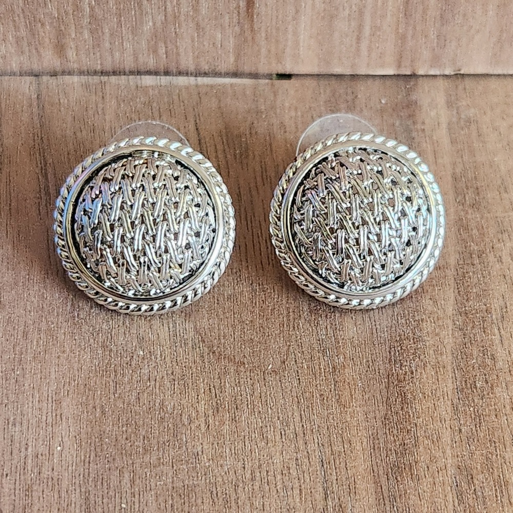 Silver Tone Basket Weave Domed Button Stud Earrings Rope Border Round Vintage